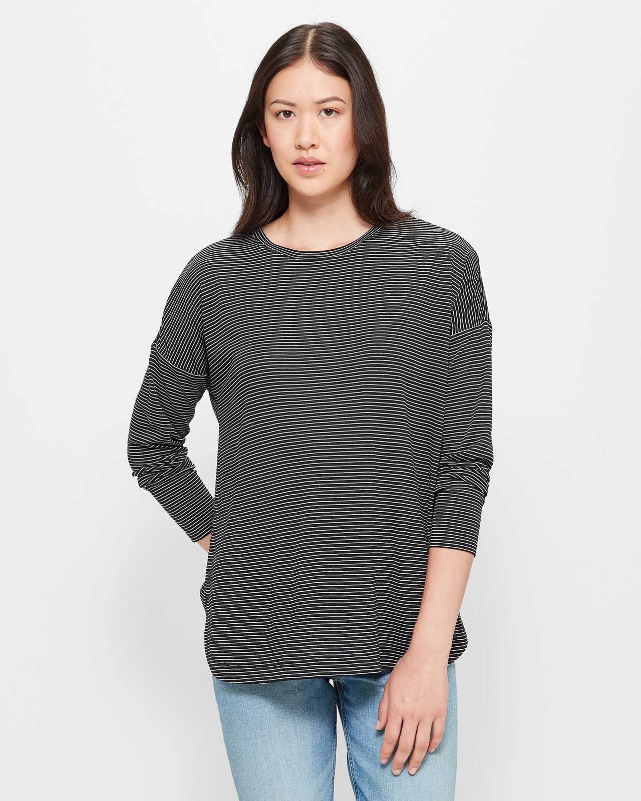 Curved hem long sleeve best sale