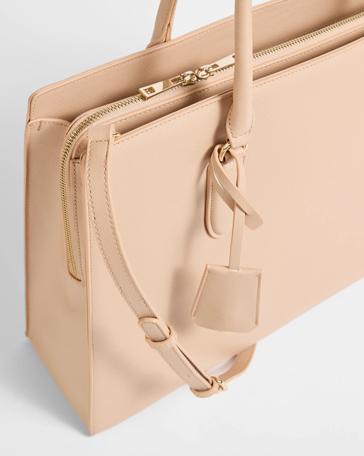 160_72093955_2+160T7209