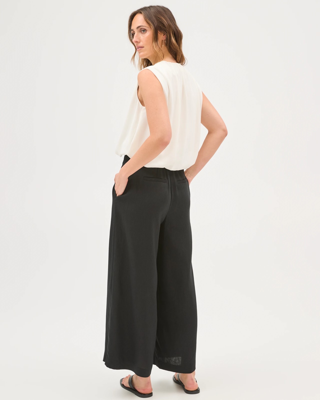 Preview Linen Blend Wide Leg Culotte Pants - Black 6 of 6