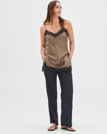Preview Pocket Detail Straight Leg Pants