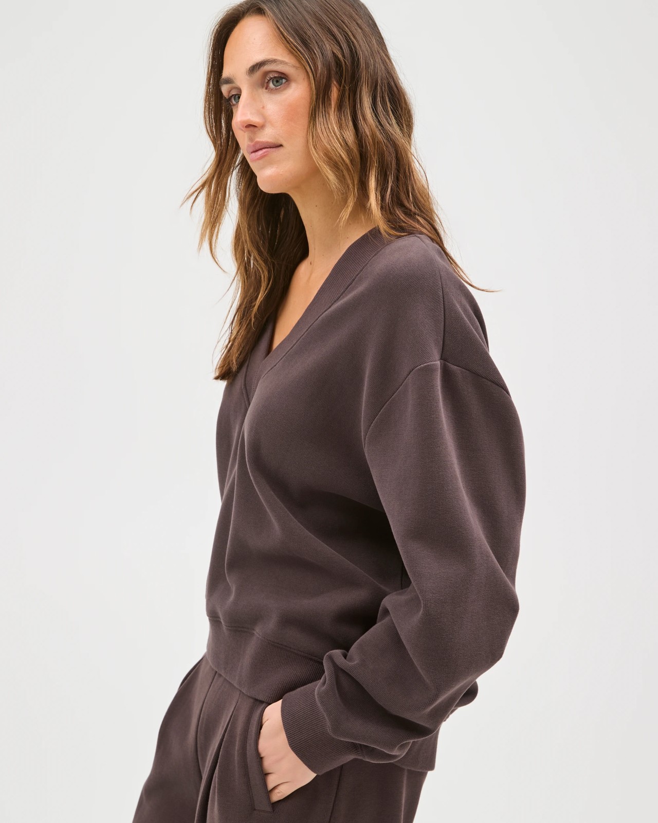 Active Australian Cotton Blend Sueded Rib V-Neck Jumper - Cocoa 5 of 5