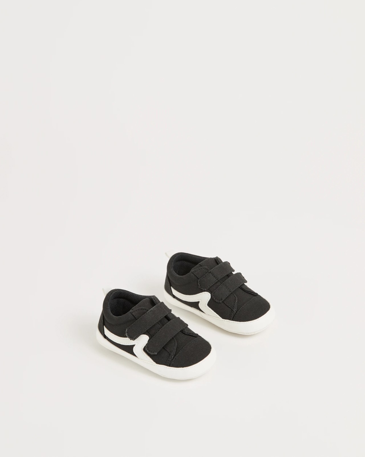 Pre-Walker Skate Sneakers 2 of 3