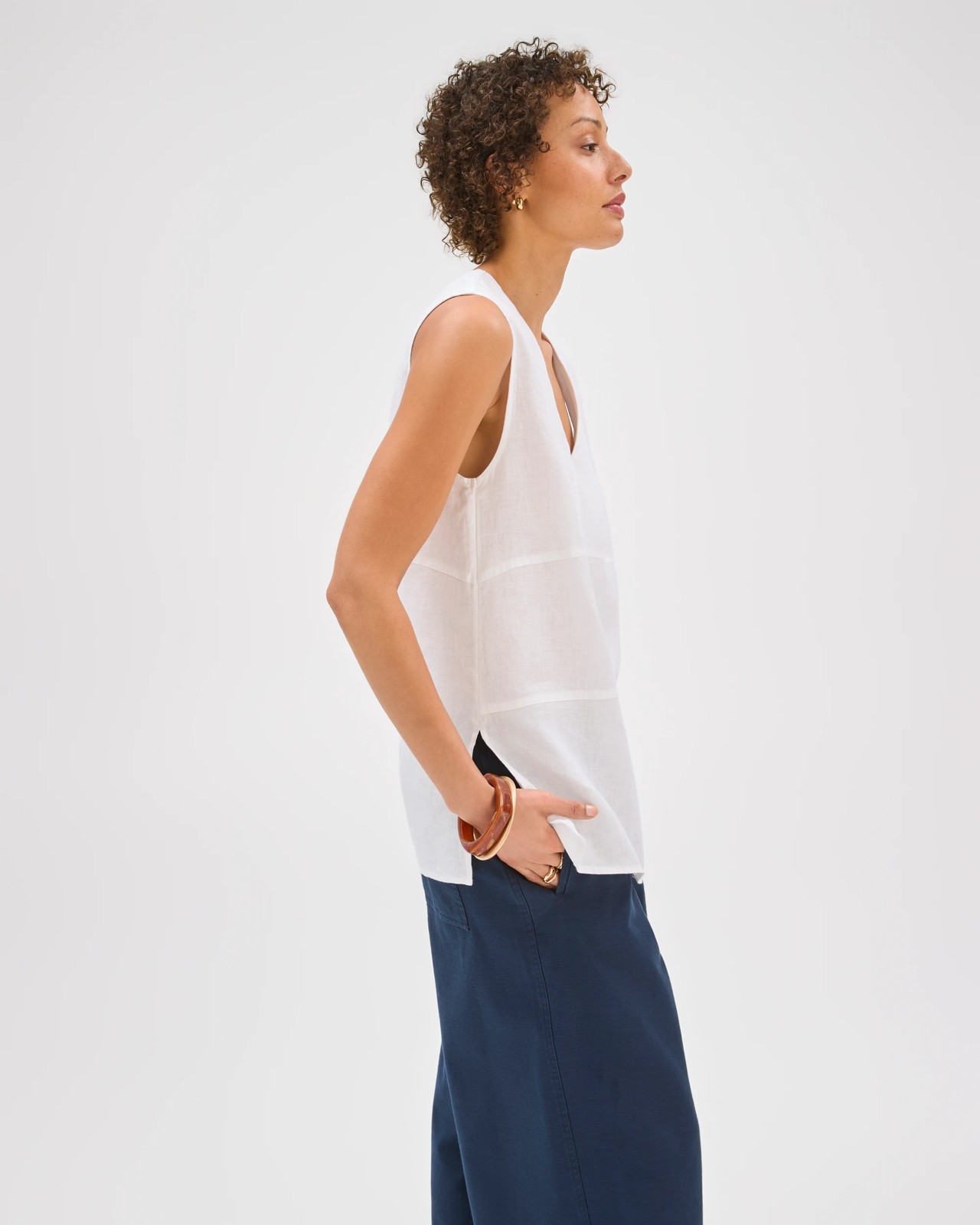 European Linen Sleeveless Tunic - White 4 of 6