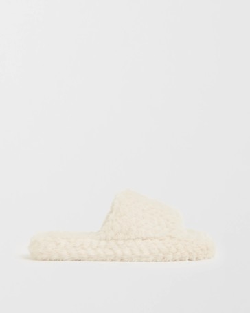 Lotus Quilted Slippers
