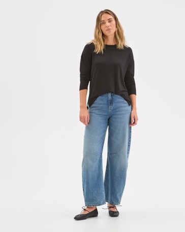 Long Sleeve Drop Shoulder Curved Hem Top