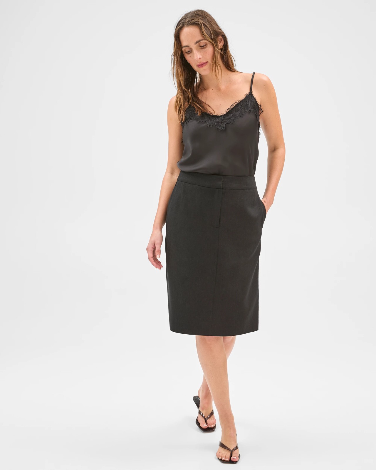 Preview Linen Blend Tailored Pencil Skirt - Black 2 of 5