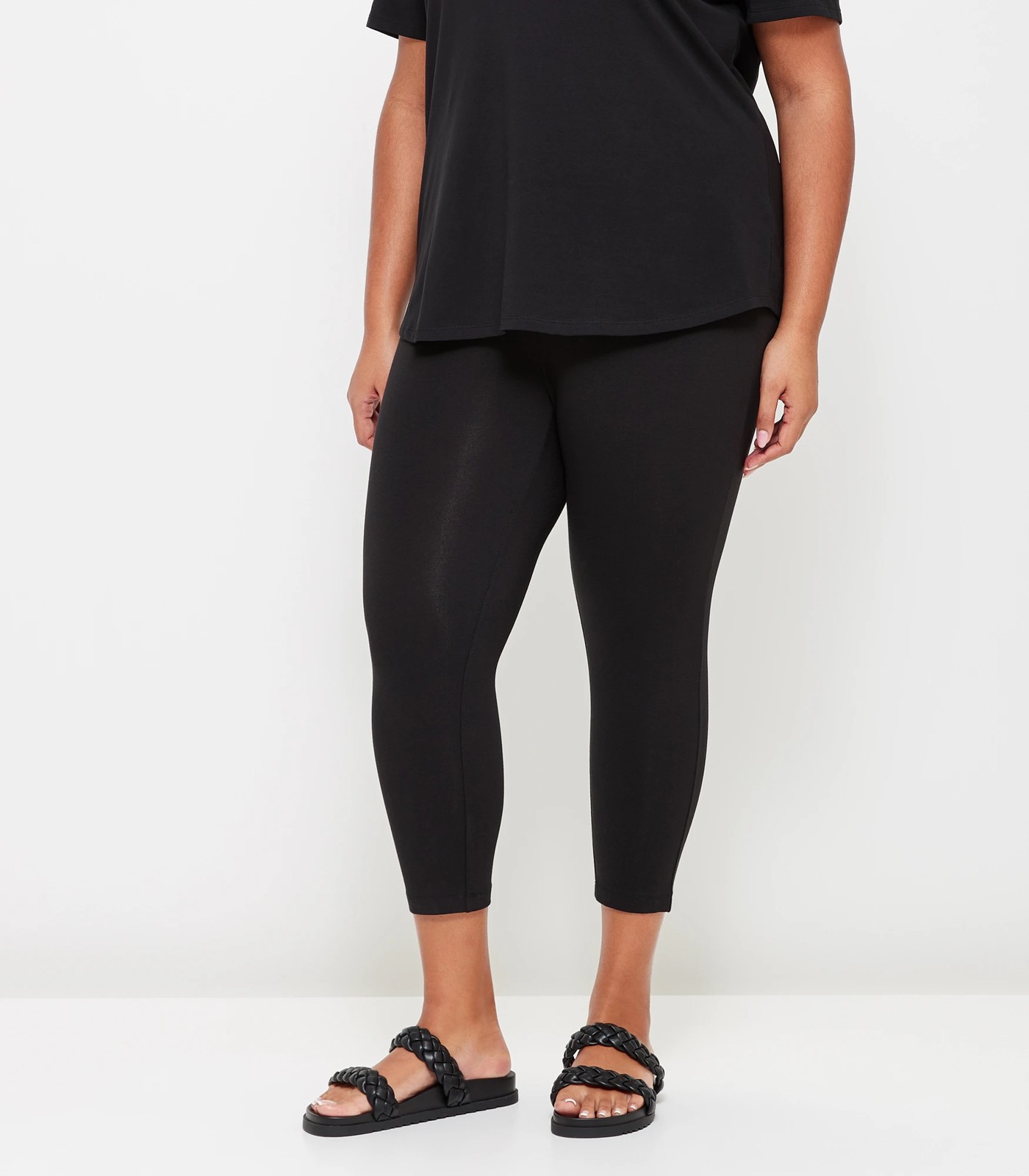 Curve 3/4 Length Leggings