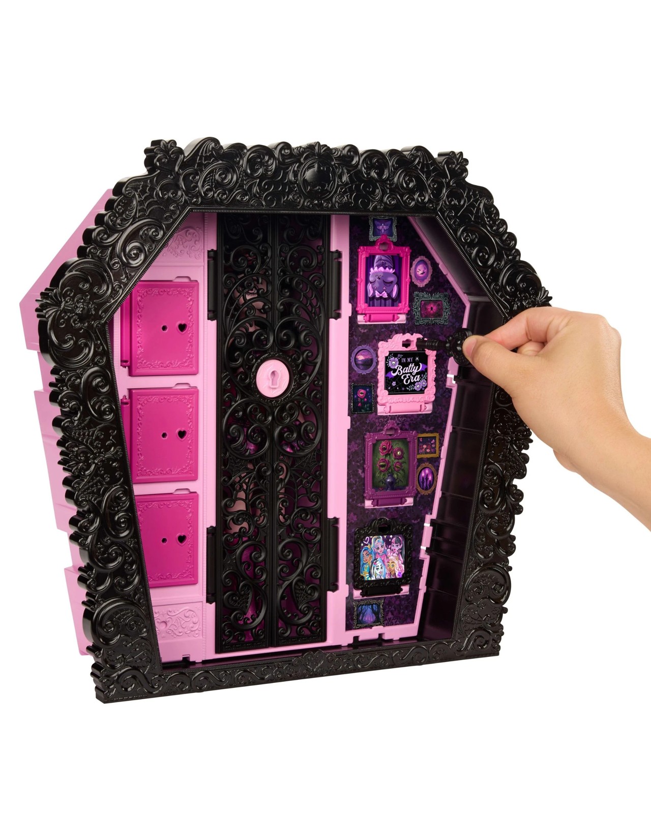 42 Piece ?Monster High Skulltimate Secrets Draculaura Doll and Accessories Set 3 of 5