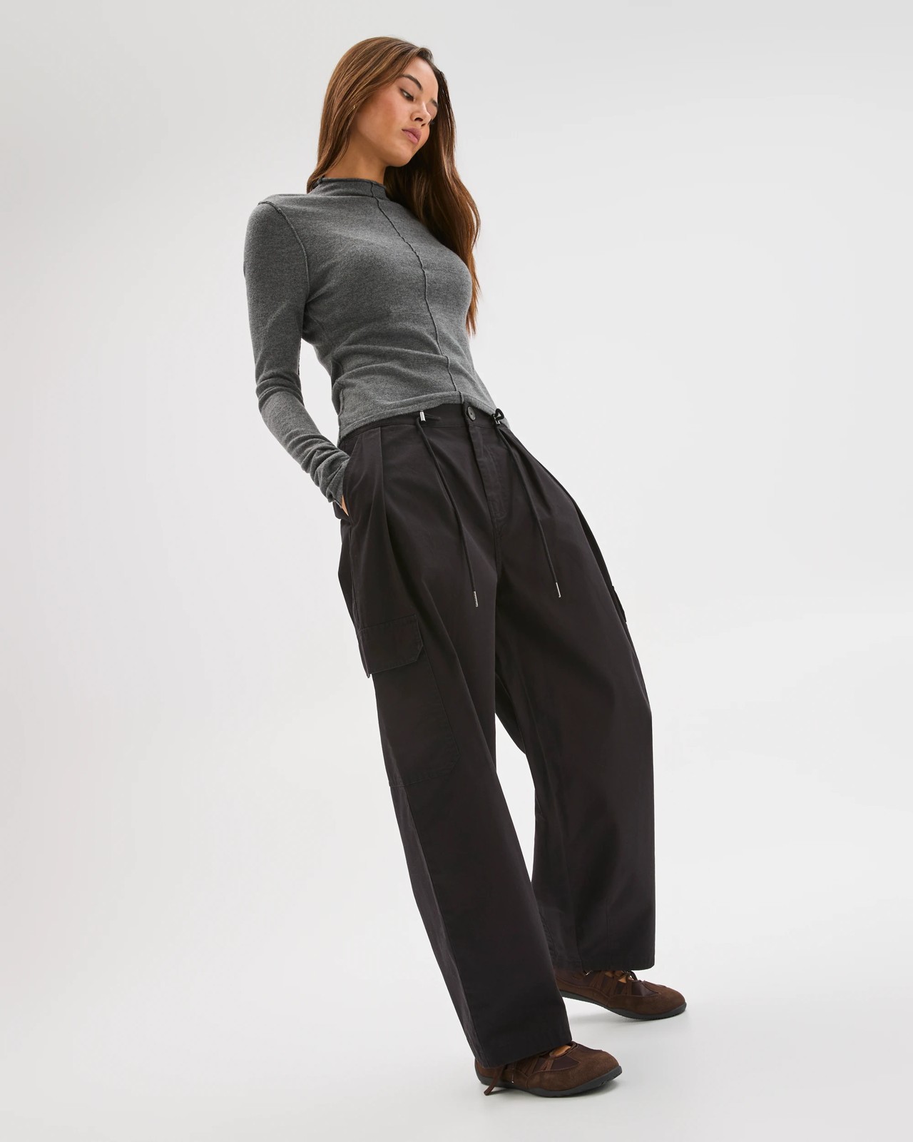 Lily Loves Australian Cotton Contrast Pocket Cargo Pants - Black 4 of 5