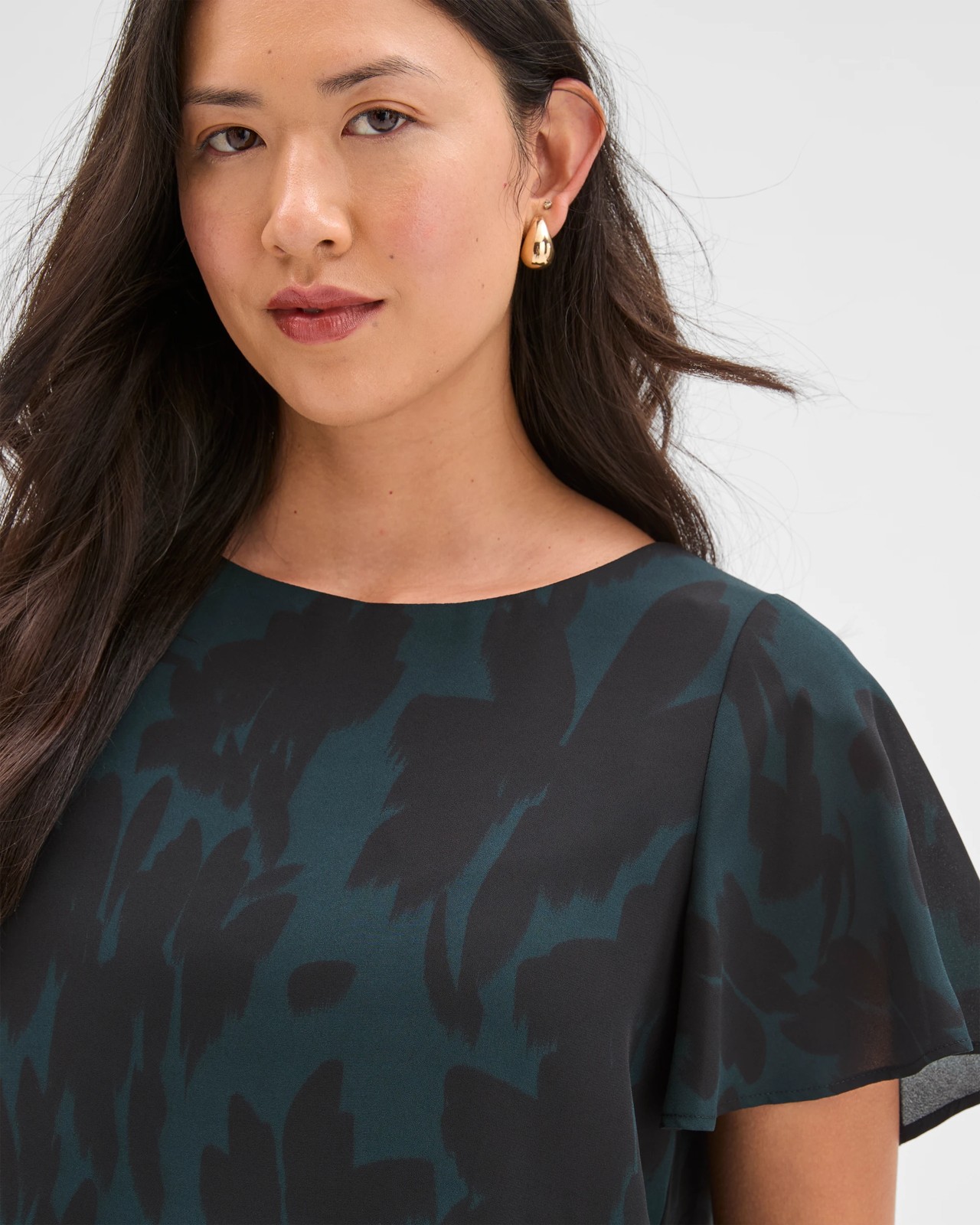 Preview Ella Crew Neck Blouse 4 of 5