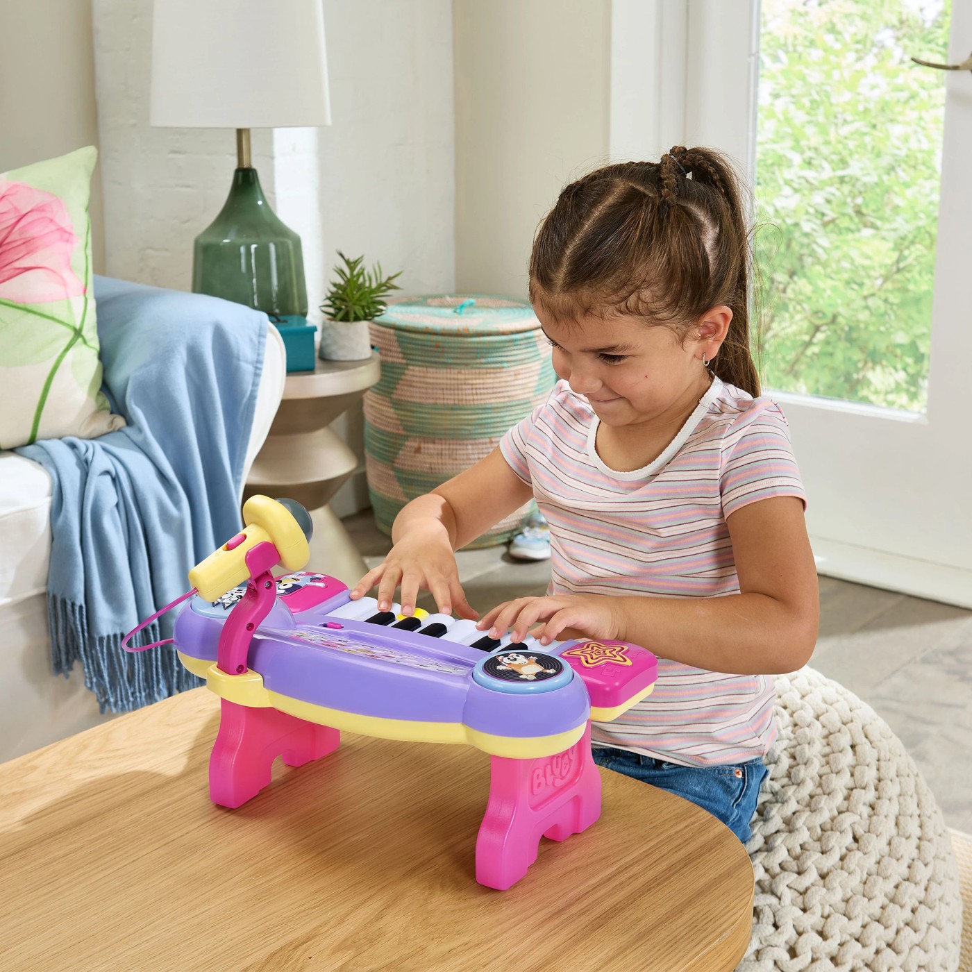 VTech Bluey Sing-Along Keyboard 4 of 4