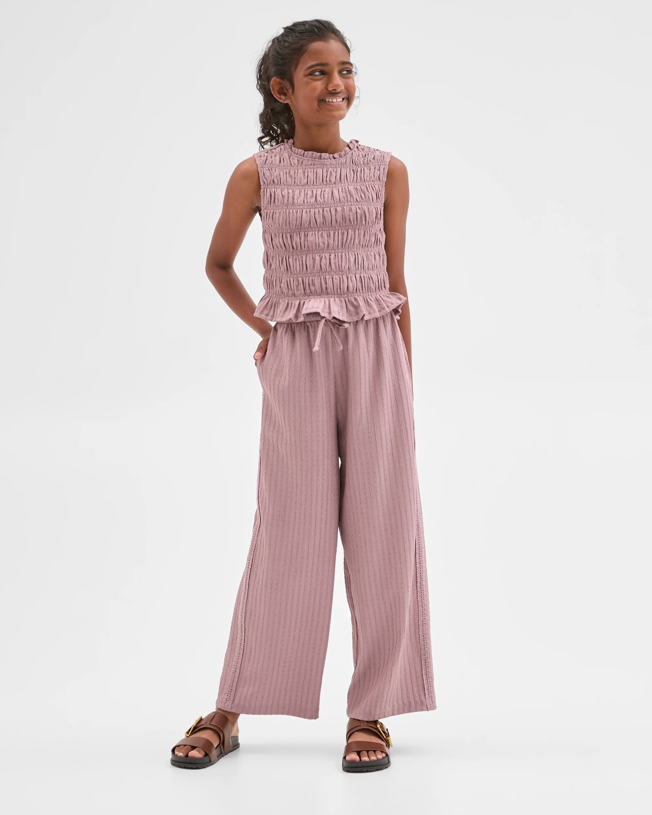 320_71836928_2+320T7183