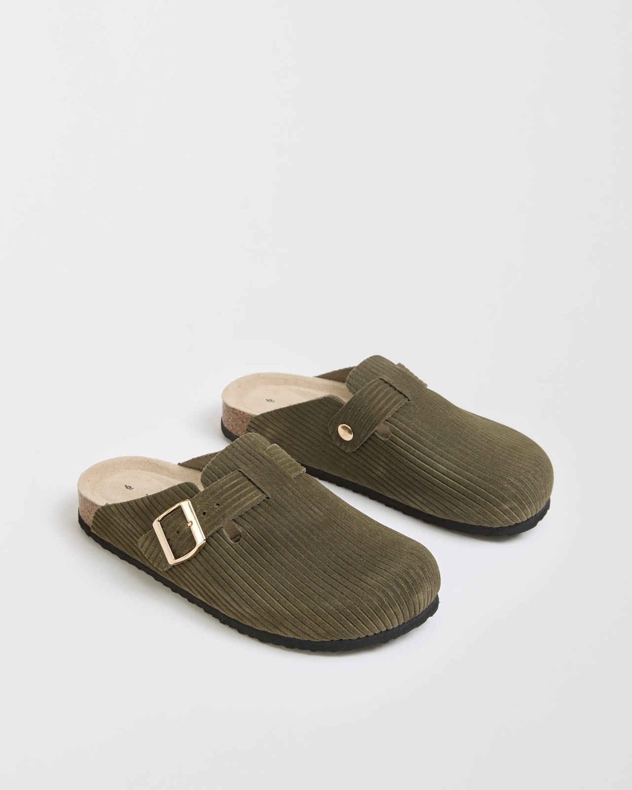 475_71877938_2+475T7187