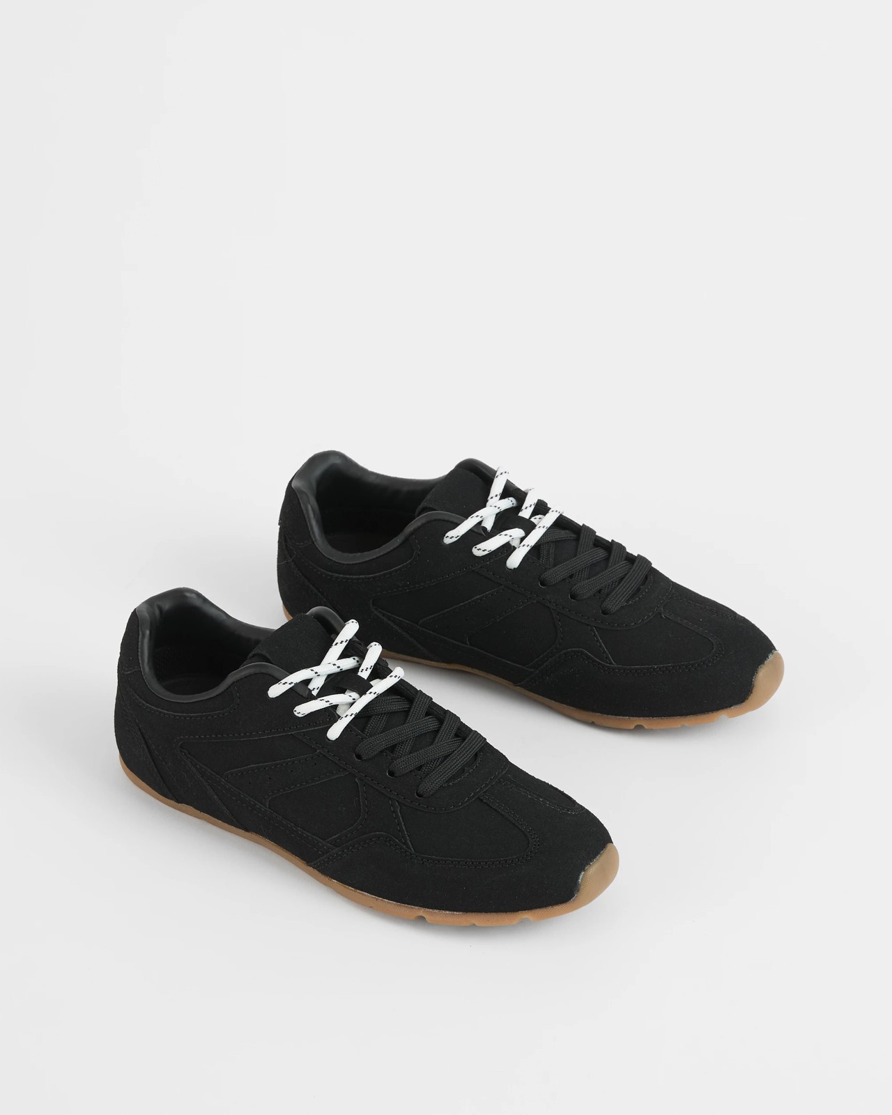 Retro Sneaker - Lianna - Black 2 of 5