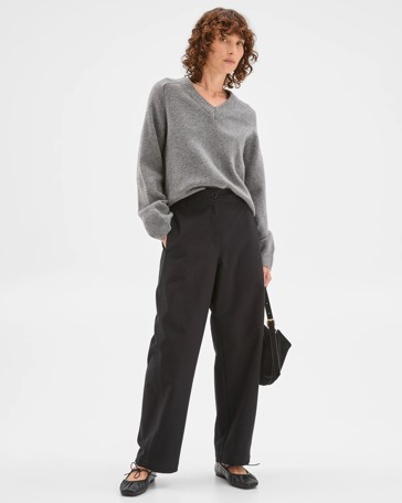 Relaxed Forward Seam Barrel Leg Pants
