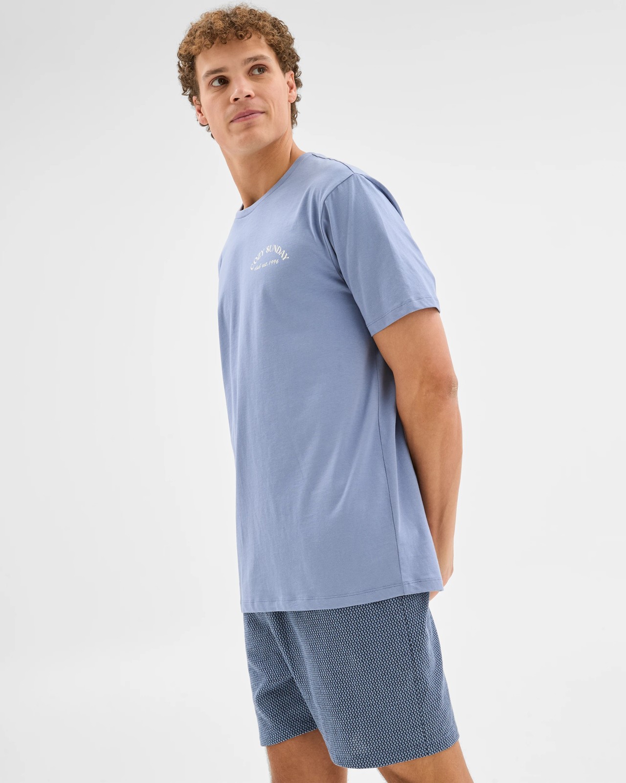 432_71354477_2+432T7135