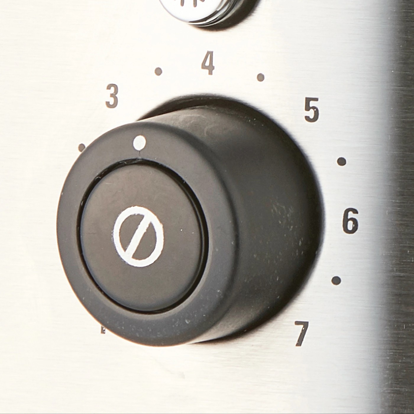 Russell Hobbs Carlton 2 Slice Toaster - Brushed 3 of 6