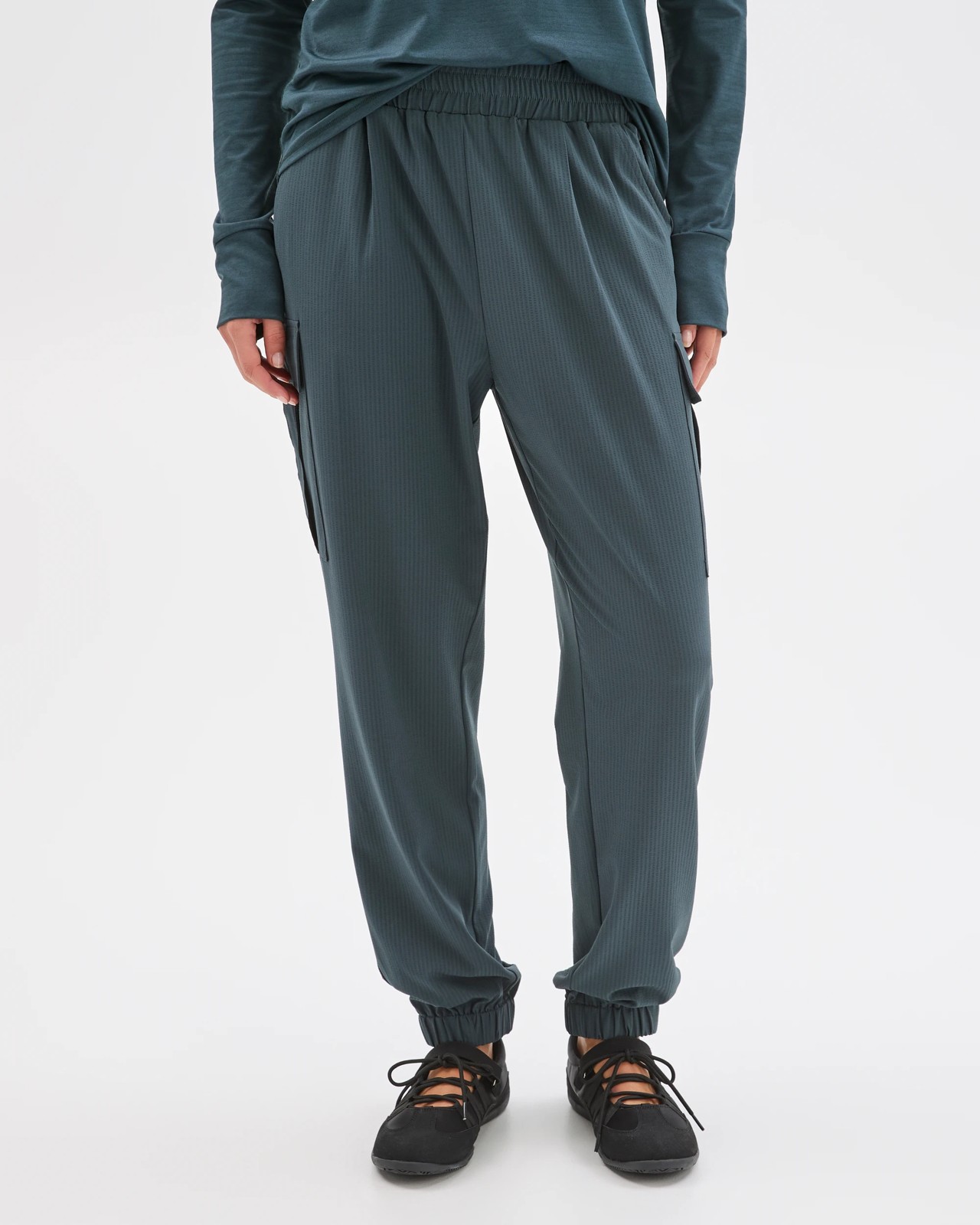 Active Woven Cargo Pants - Pine 5 of 5