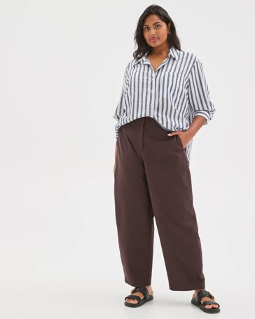 Plus Size Forward Seam Barrel Leg Pants
