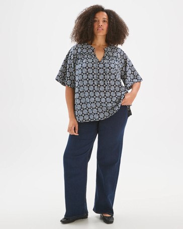 Plus Size Short Sleeve Printed Woven Twill Top