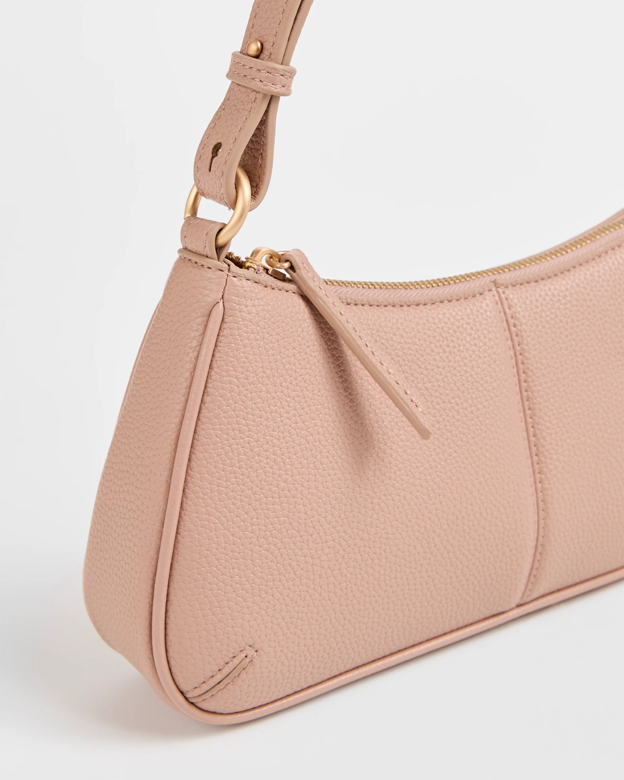 160_72132784_2+160T7213