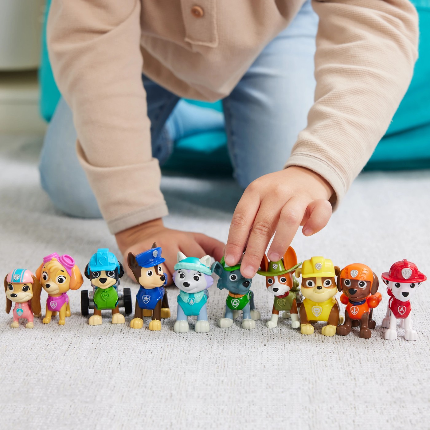 PAW Patrol, 10th Anniversary, All Paws On Deck Toy Figures Gift Pack 4 of 6