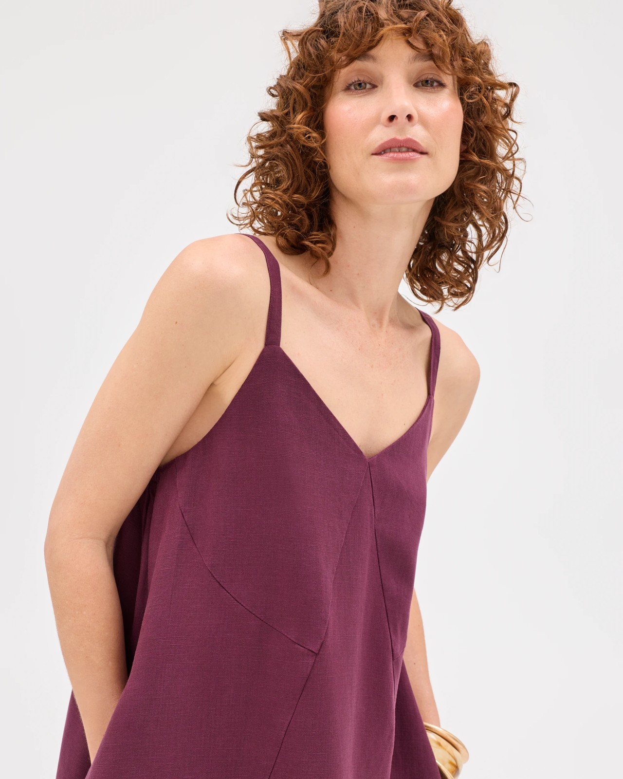 Sleeveless V-Neck Seam Detail Maxi Dress - Merlot 4 of 5
