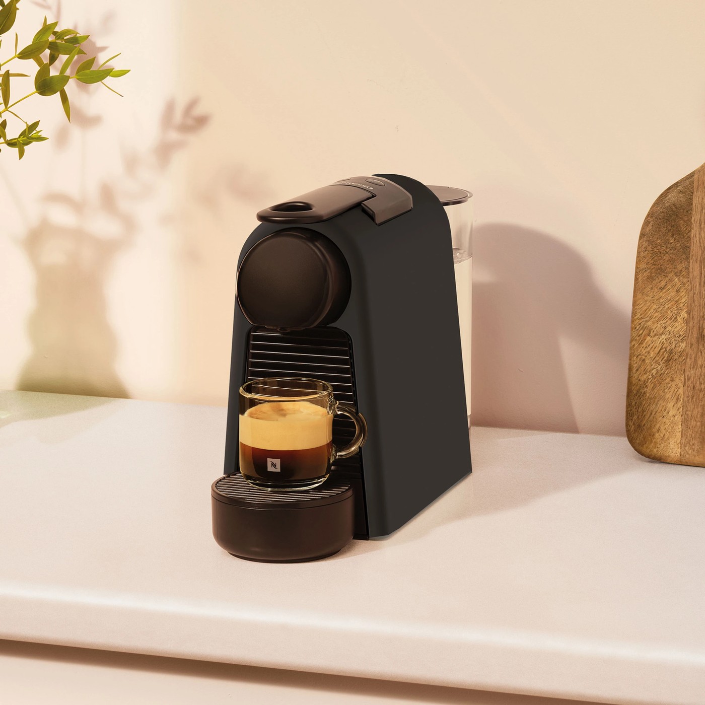 De'Longhi Nespresso Essenza Mini Solo 3 of 6