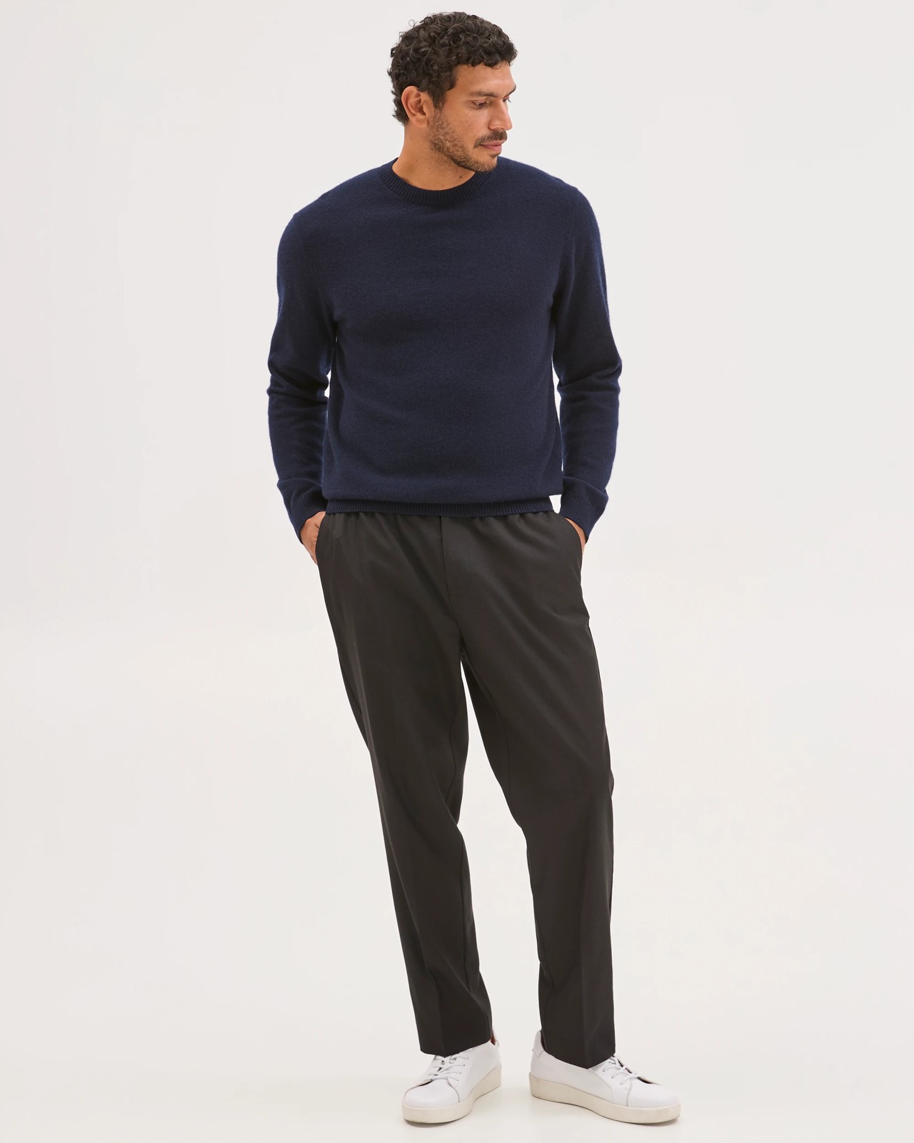 Preview Cashmere Crew Neck Knit Jumper - Dark Navy 2 of 6