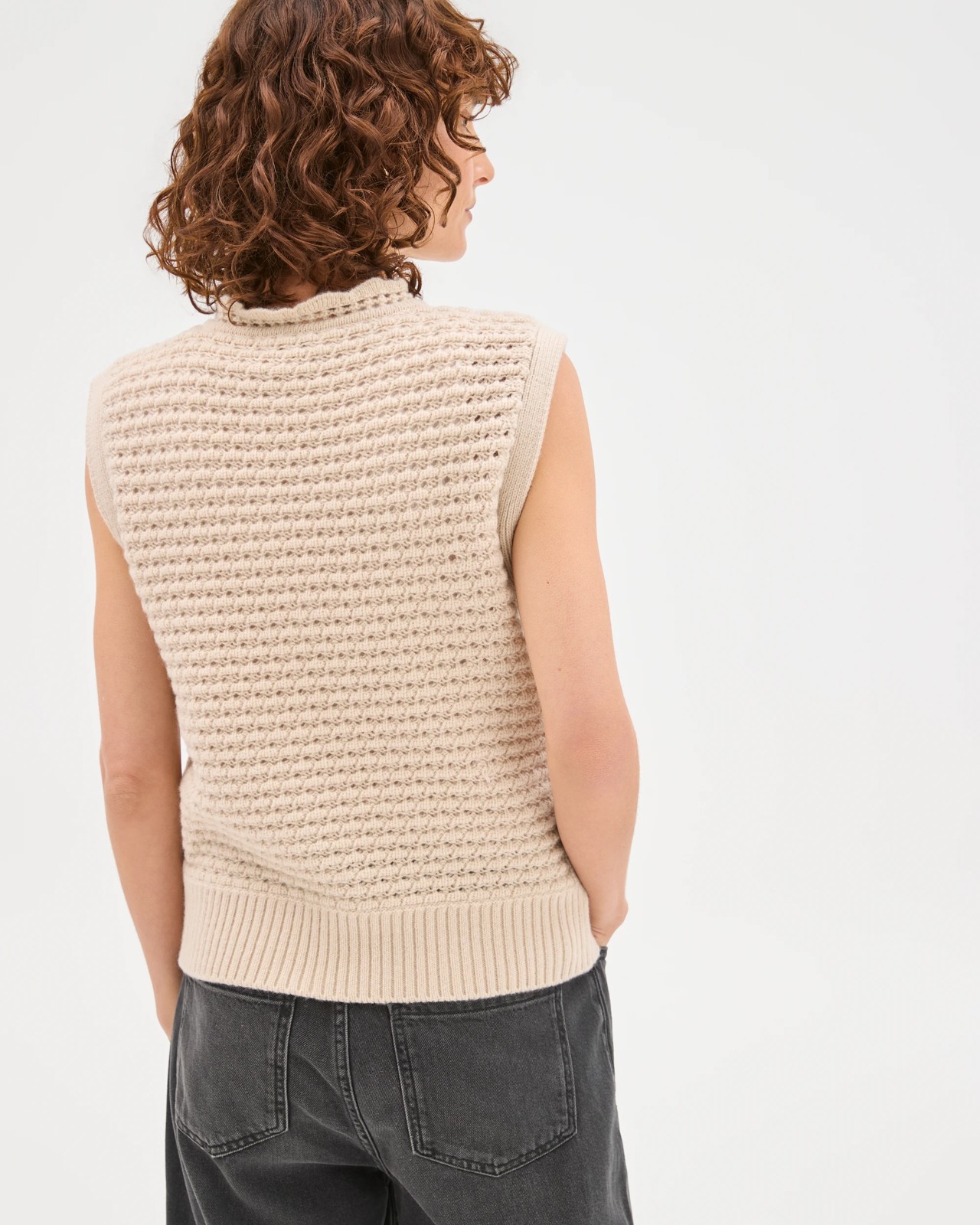 220_72438985_7+220T7243