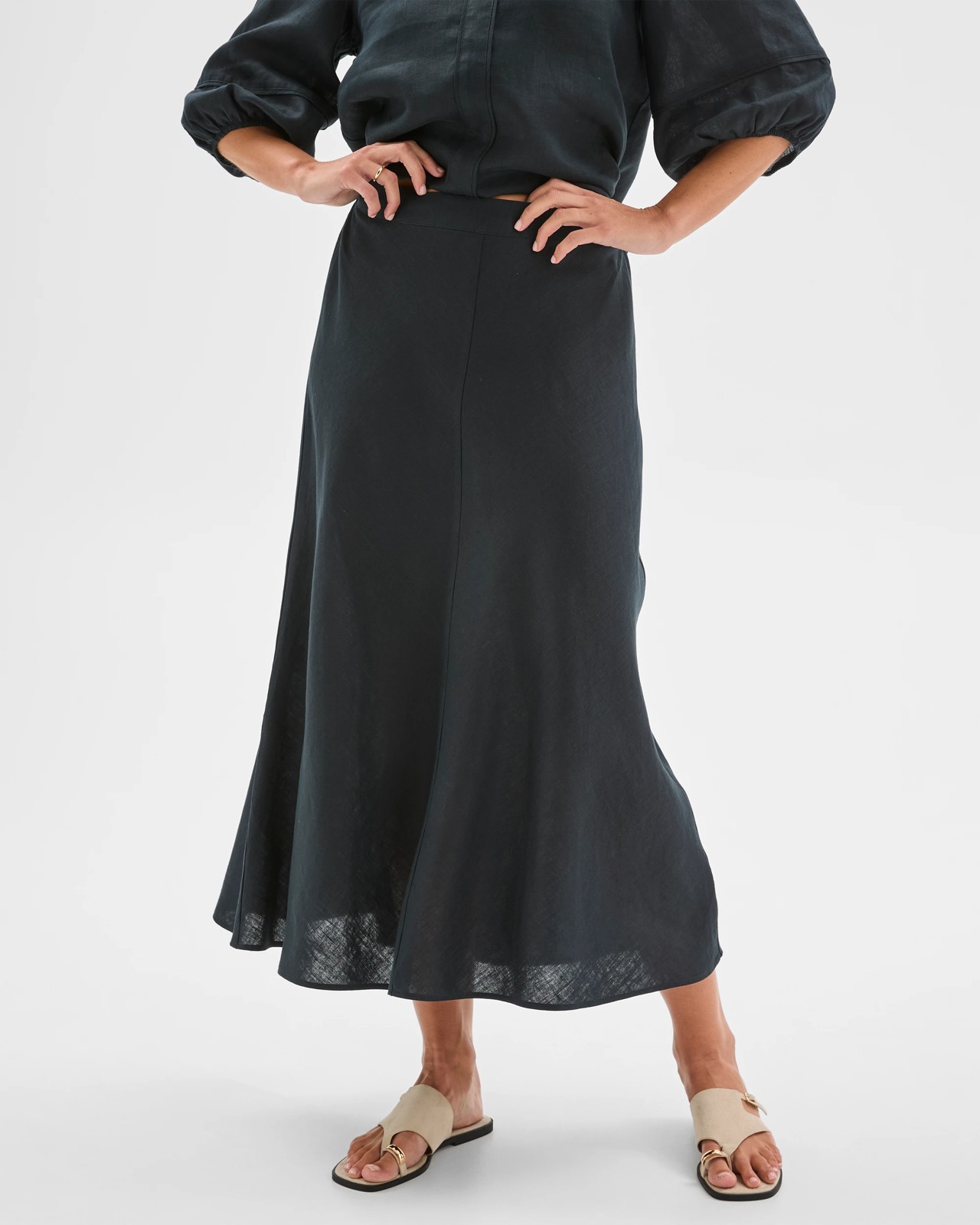 European Linen Seam Detail Skirt - Black 5 of 6