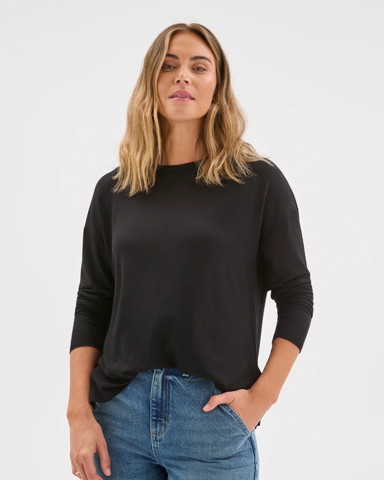 Long Sleeve Drop Shoulder Curved Hem Top - Black 3 of 6