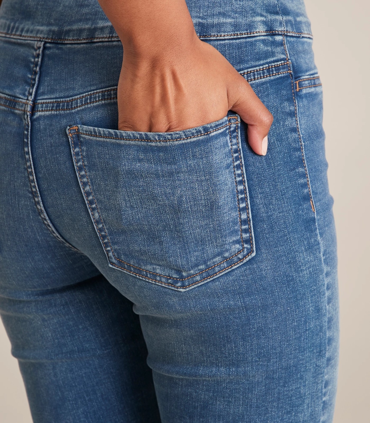 Exclusive Lindsey STRETCHY High-Rise Jegging Denim Jeans – Xandaar Jeans -  Premium Denim & Apparel
