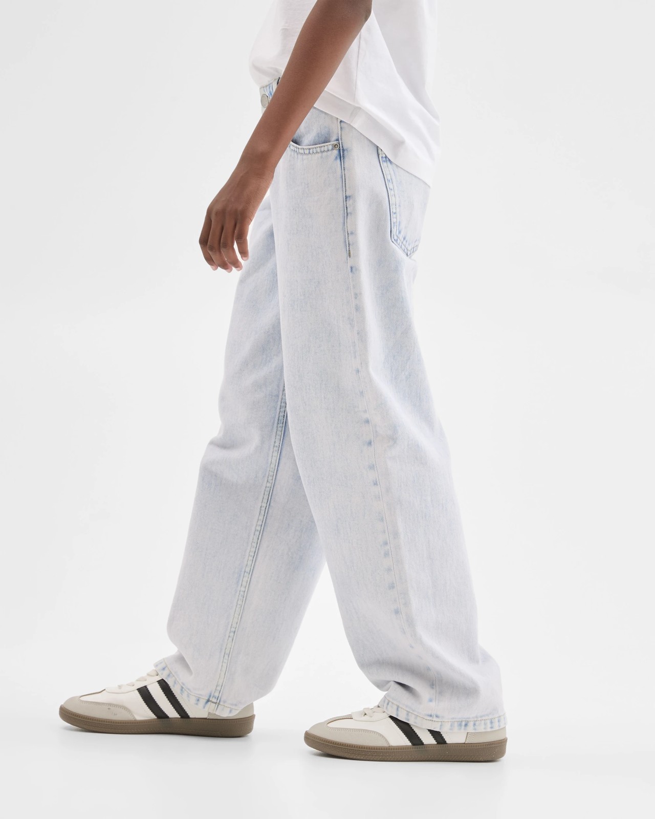 320_71969411_5+320T7196