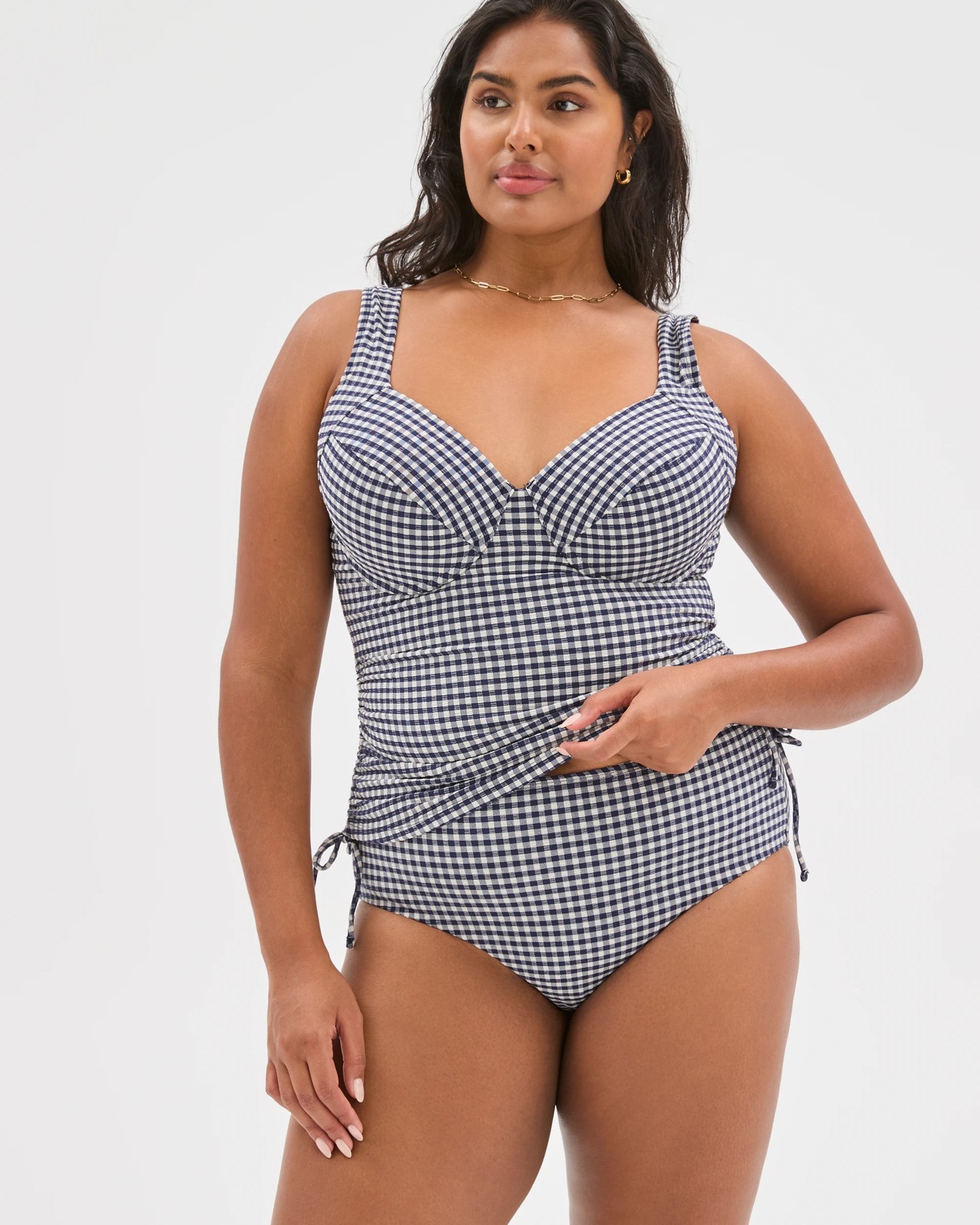 230_72469835_7+230T7246