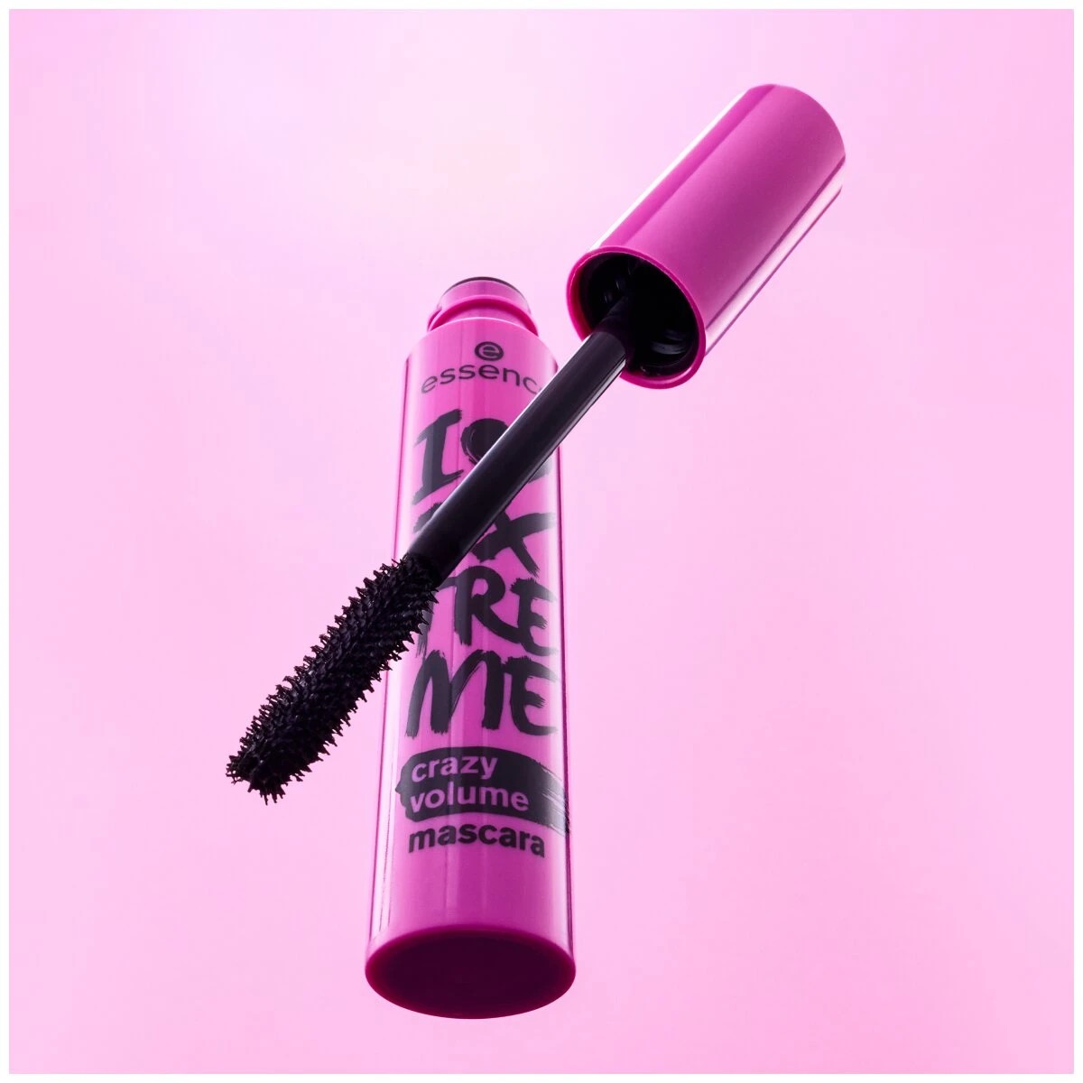 Essence I Love Extreme Crazy Volume Mascara - Black 5 of 6