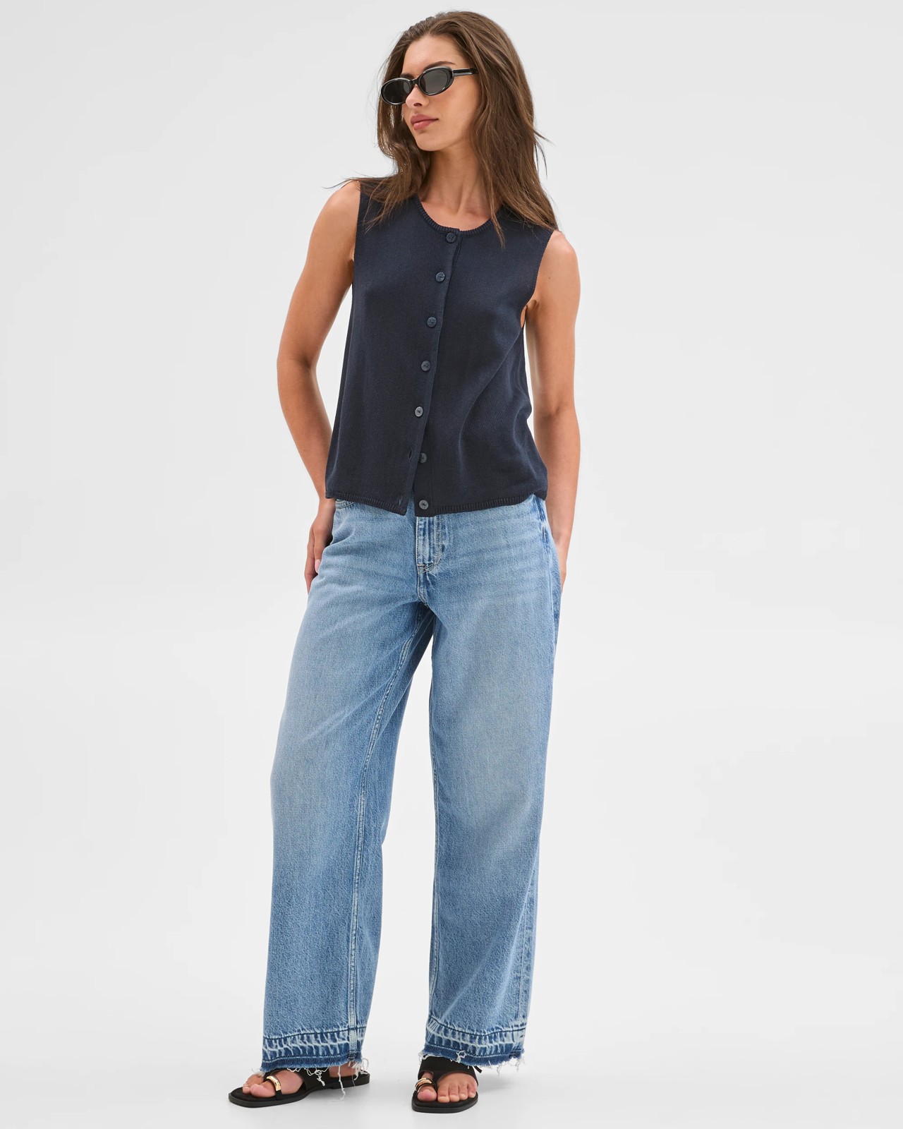 Petites Imogen Loose Fit Denim Jeans 2 of 6