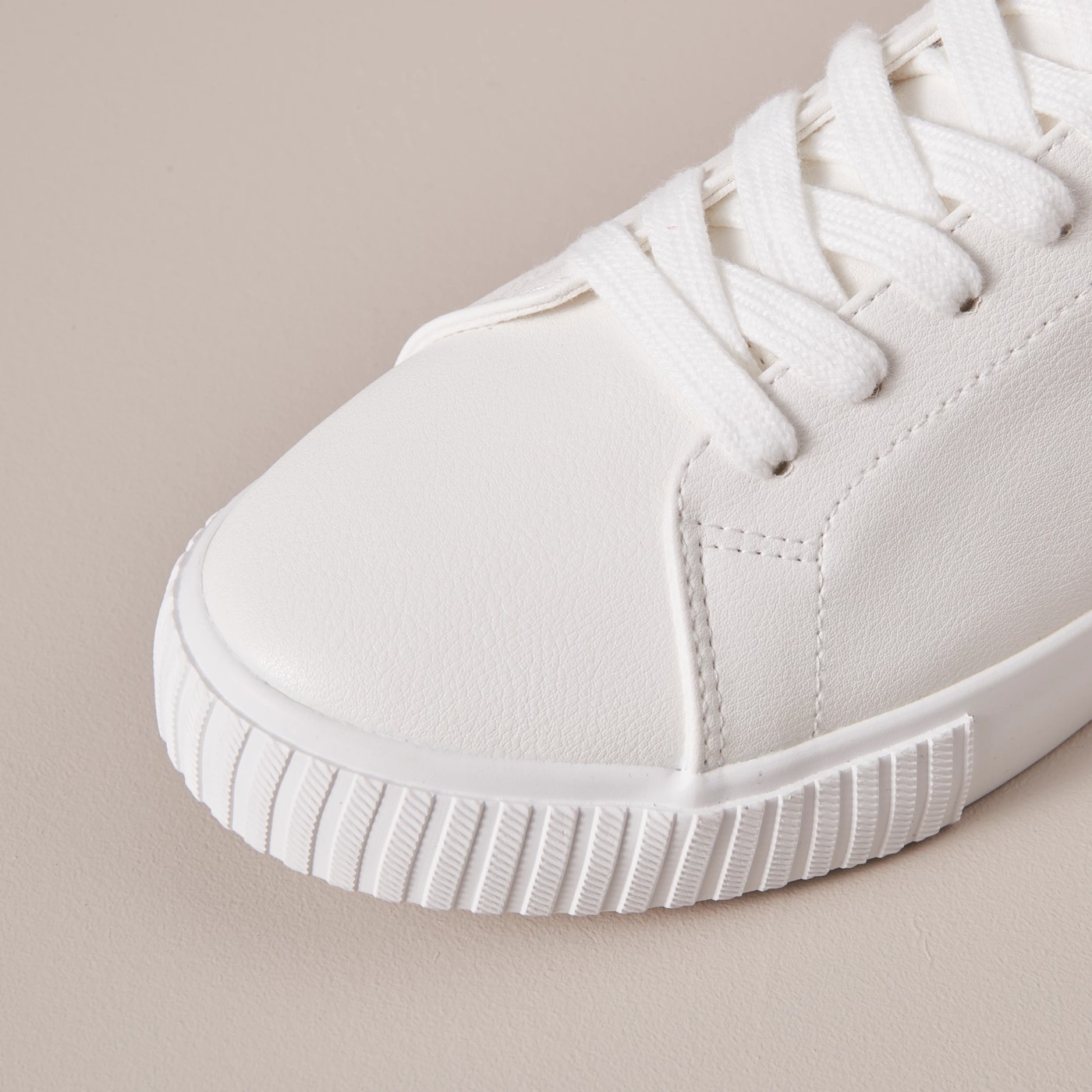 G SNR TARNI WHITE PU SNEAKER  SIZE 13-6 4 of 4