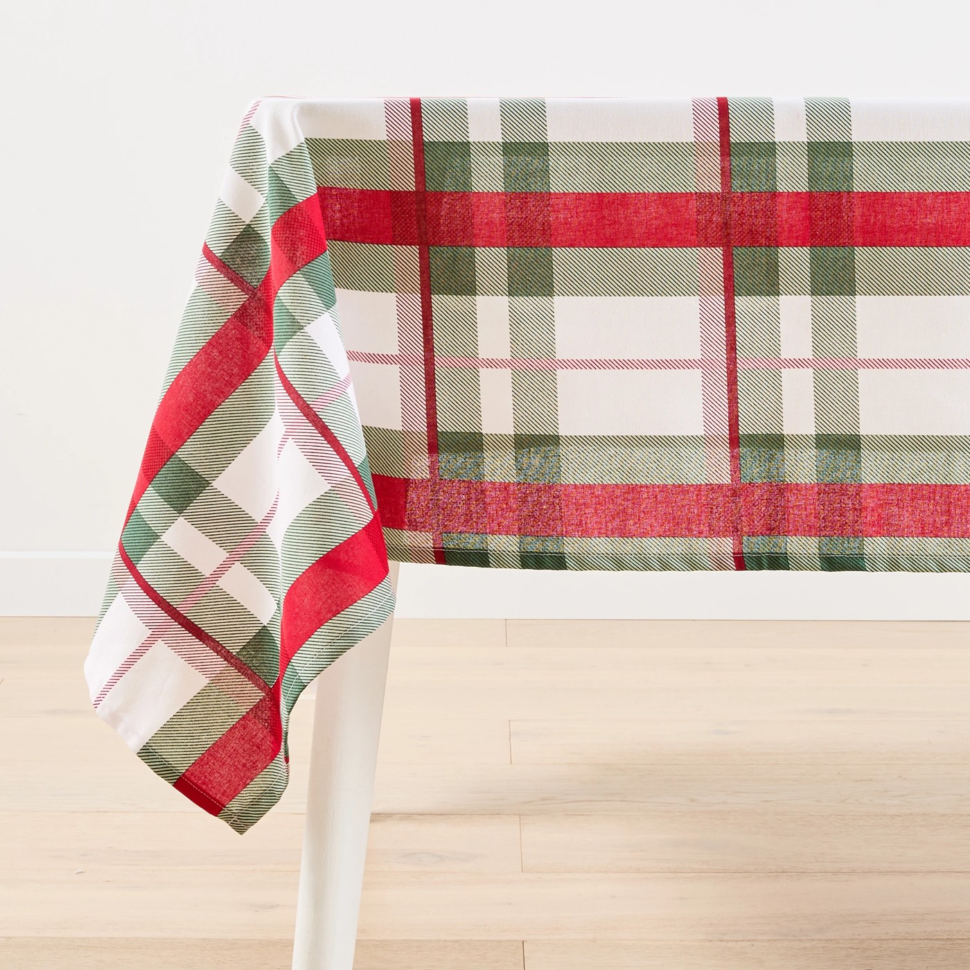Anko Plaid Tablecloth 3 of 6