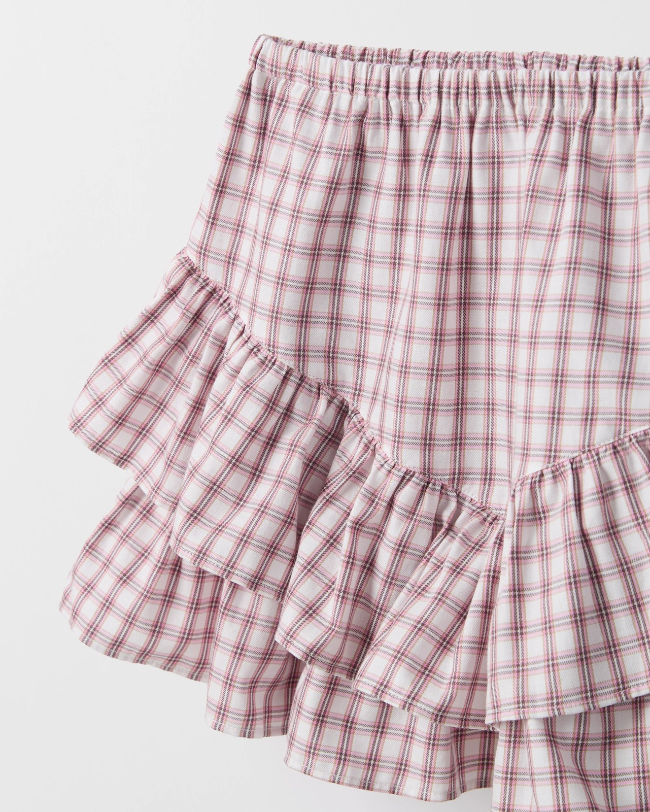 320_71989761_2+320T7198