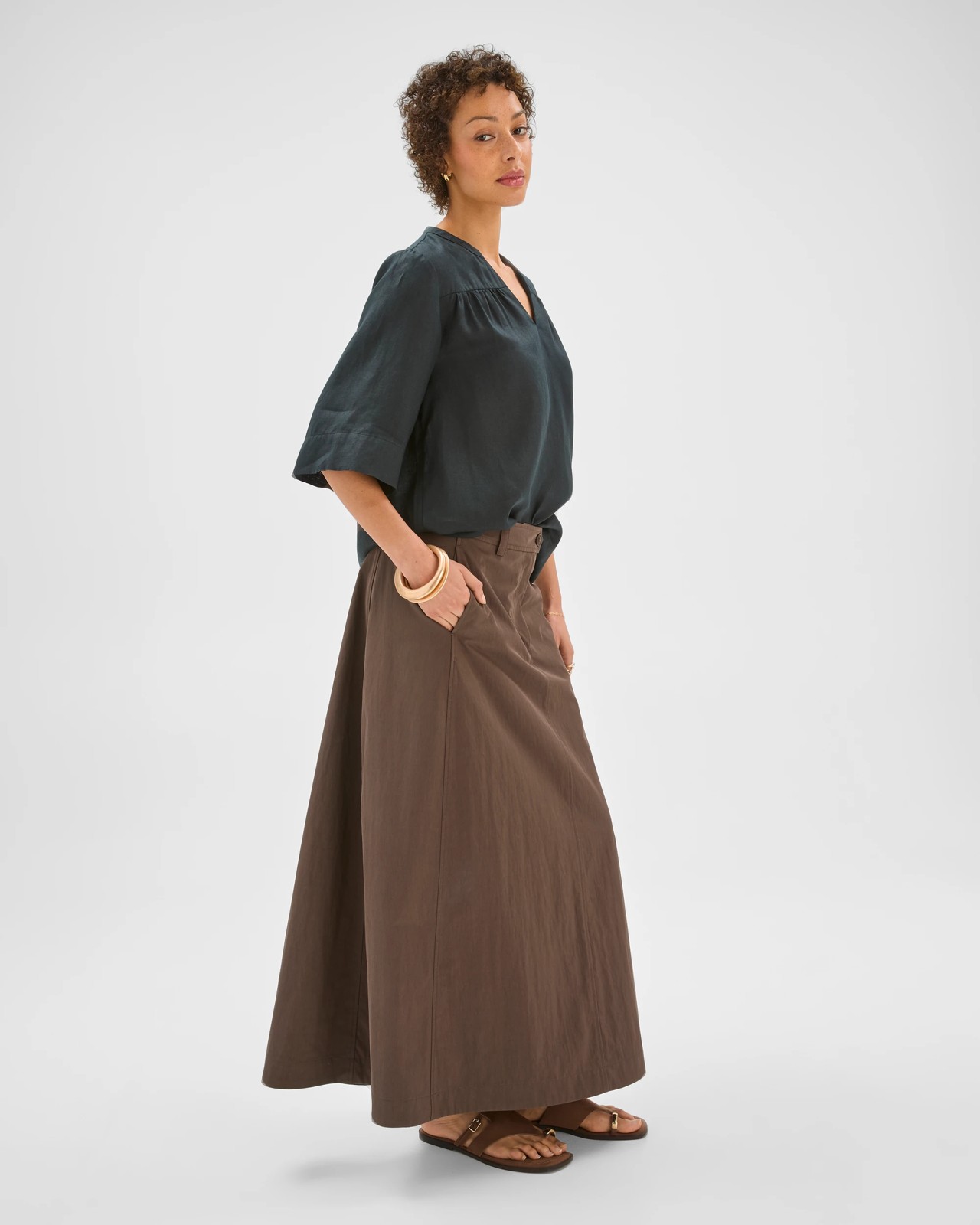 European Linen V-Front Tunic Top - Black 2 of 5