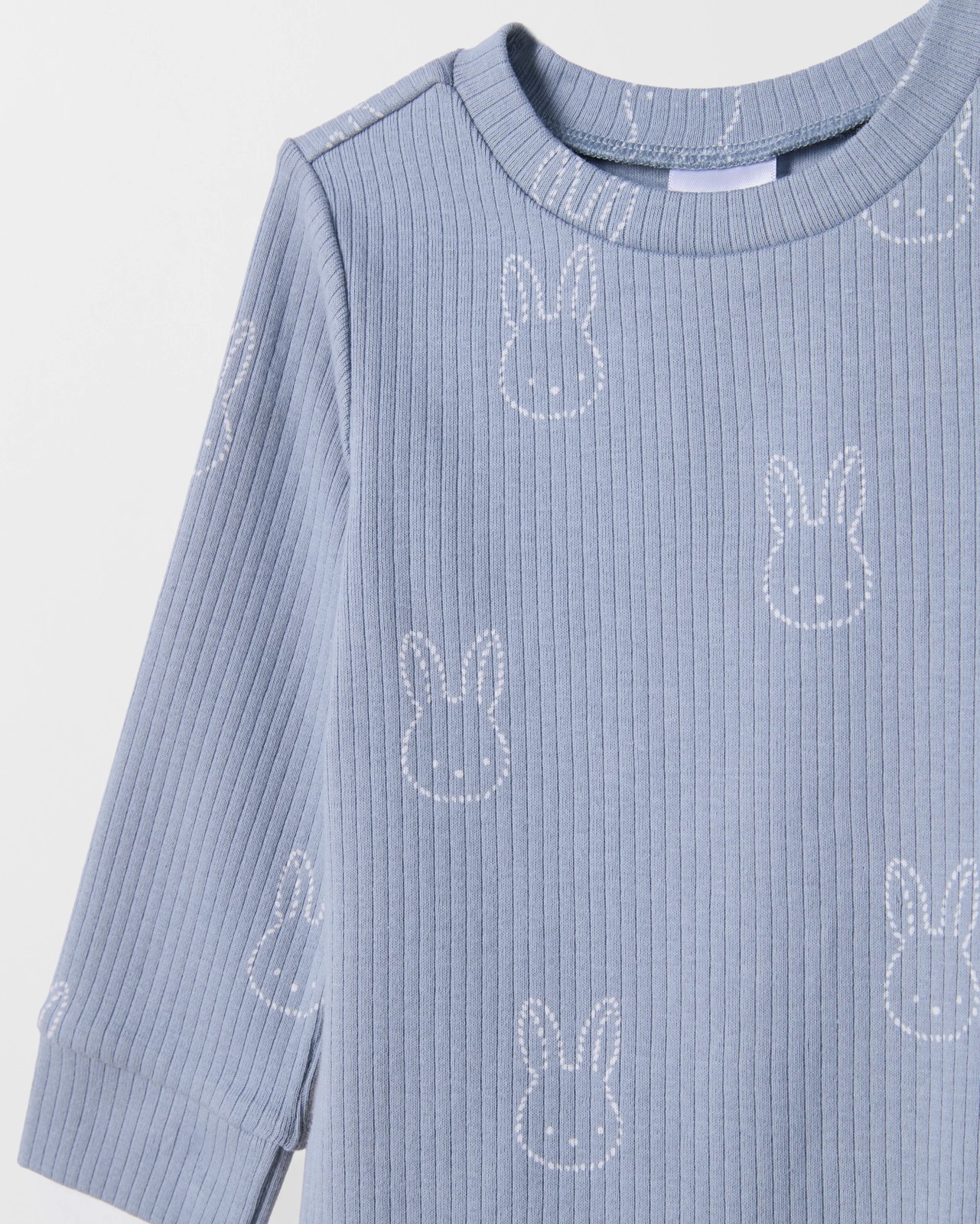 355_72001929_2+355T7200