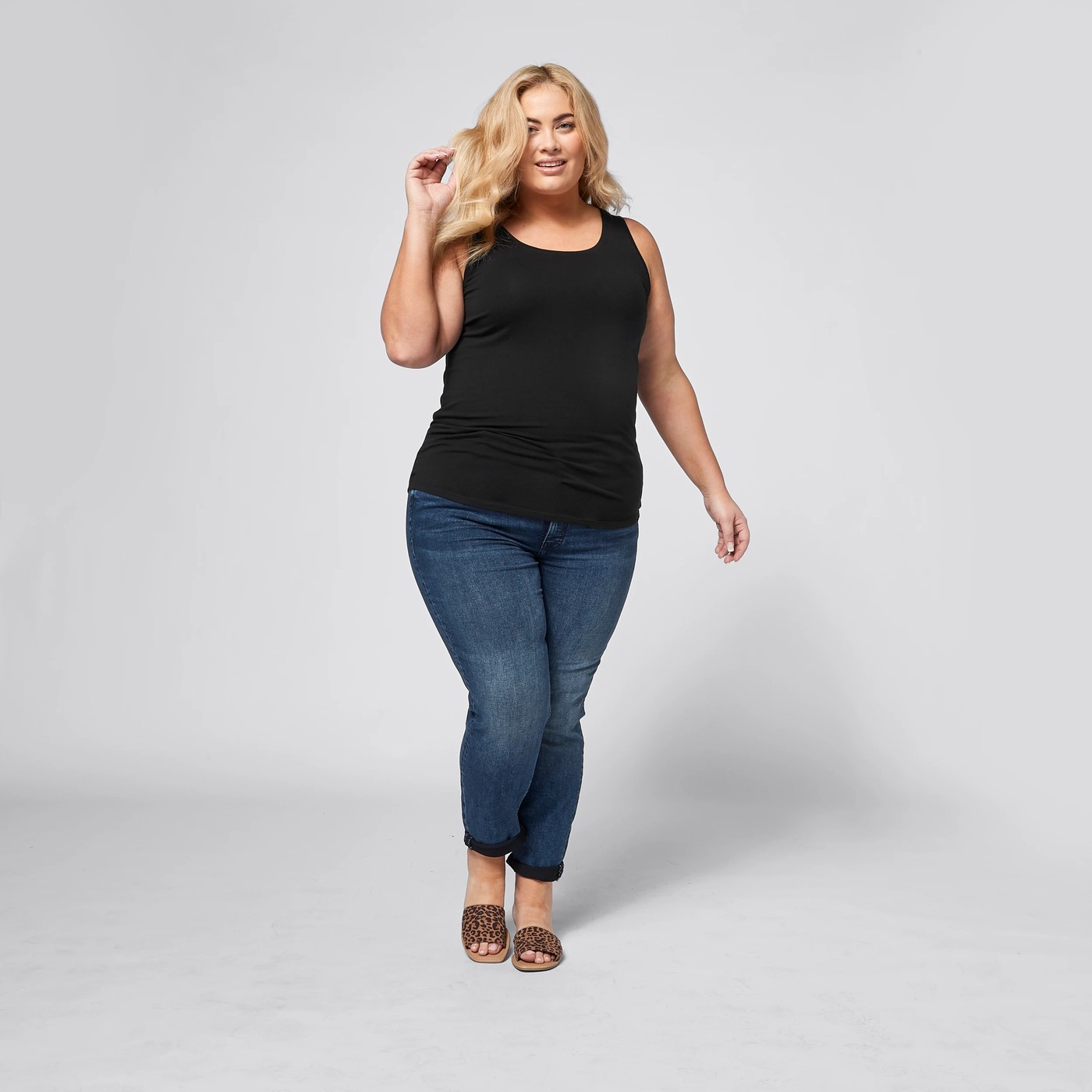 Curve Tank Top 5 of 5