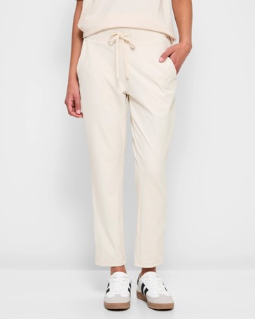 Active 7/8 Length Relaxed Travel Pants