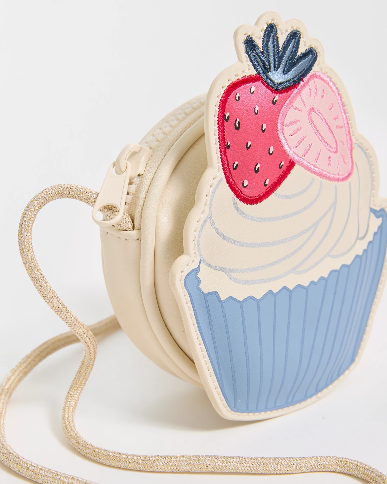 160_72133873_2+160T7213