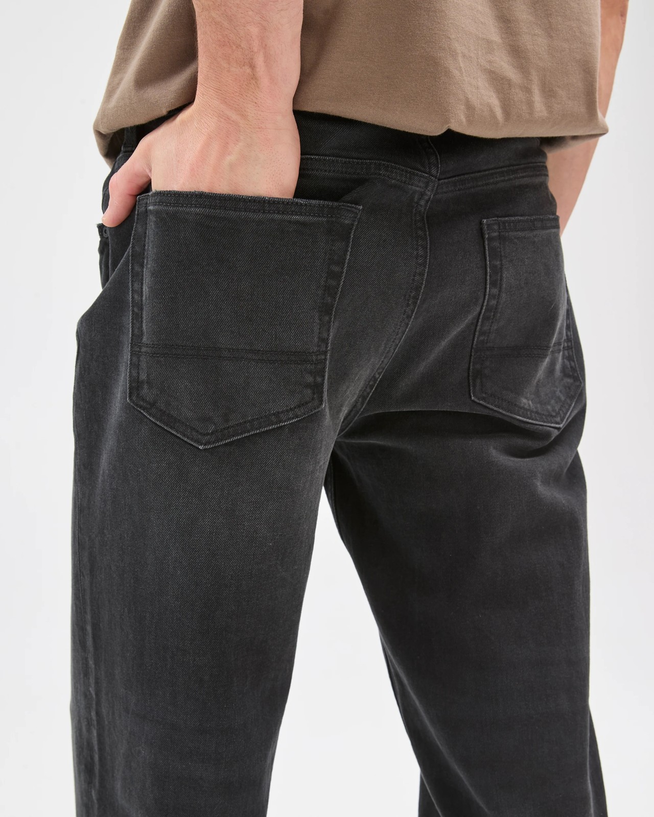 Relaxed Straight Fit Denim Jeans 6 of 6