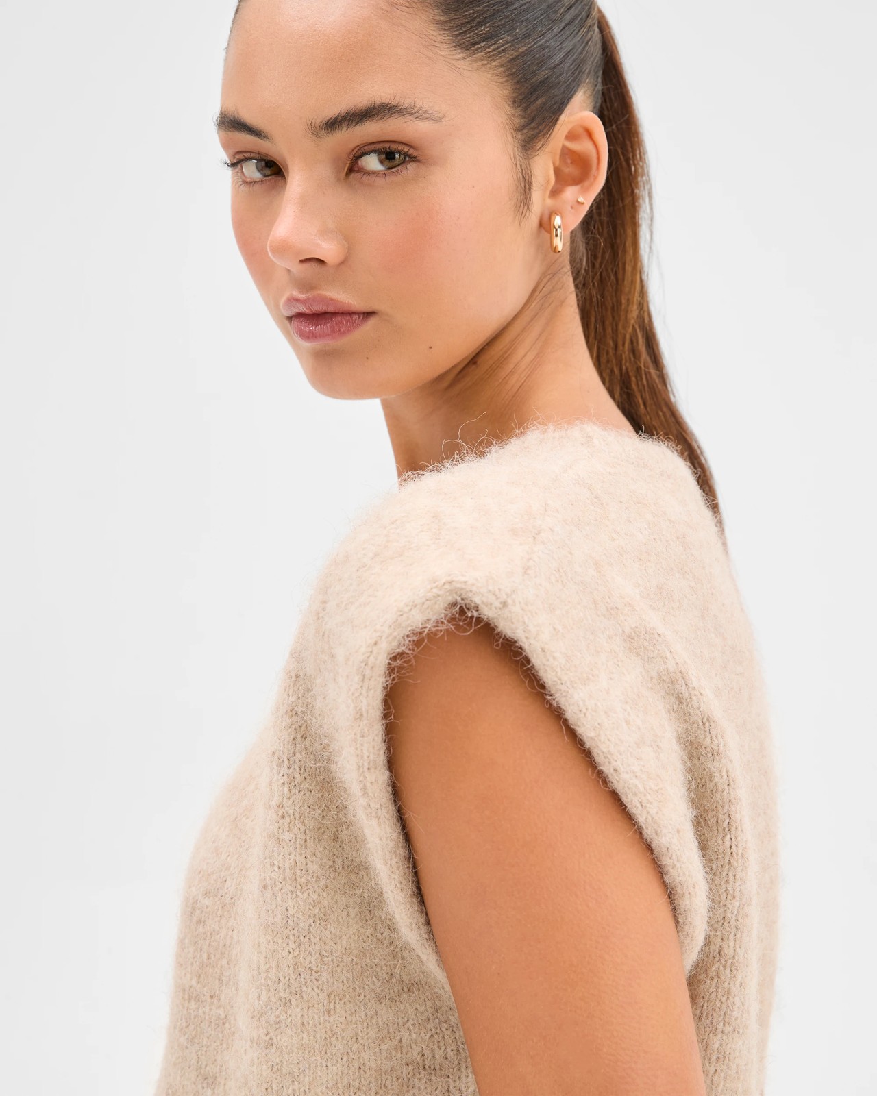 250_72338919_7+250T7233