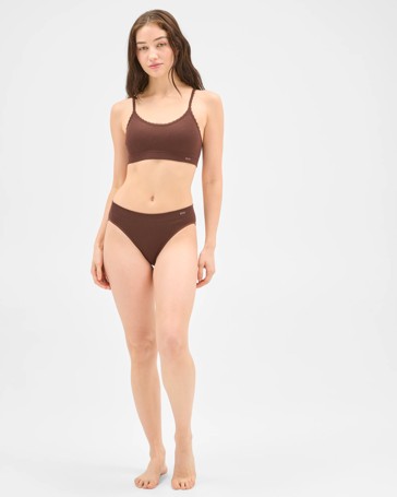 Lily Loves Rib and Lace Seamfree Crop Top