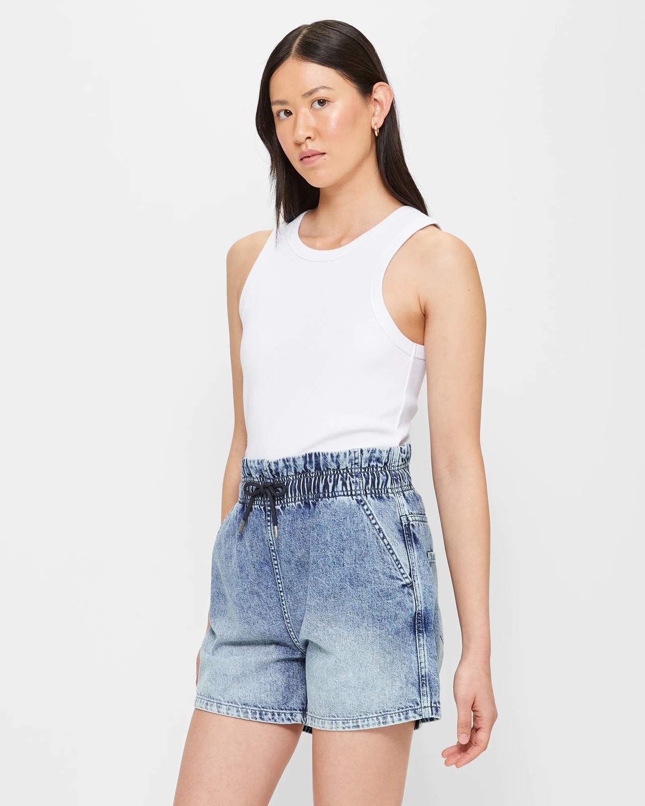Relaxed Paperbag Denim Shorts 3 of 5