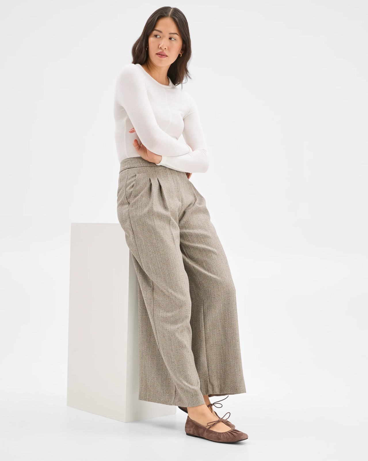 Preview Herringbone Wide Leg Pants 3 of 5